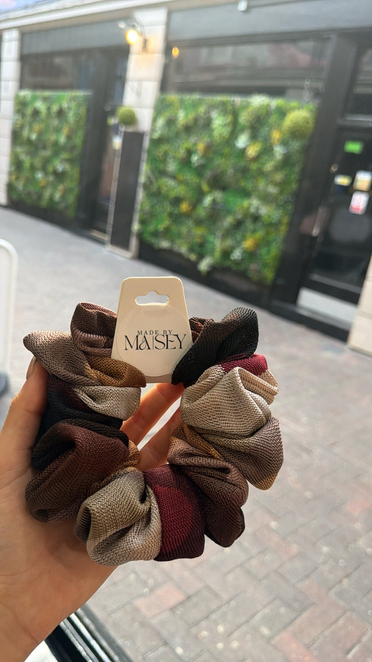 A/W scrunchies